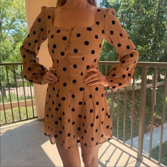 BEACH RIOT Ivy Dress in DOT - Picture 1 of 9